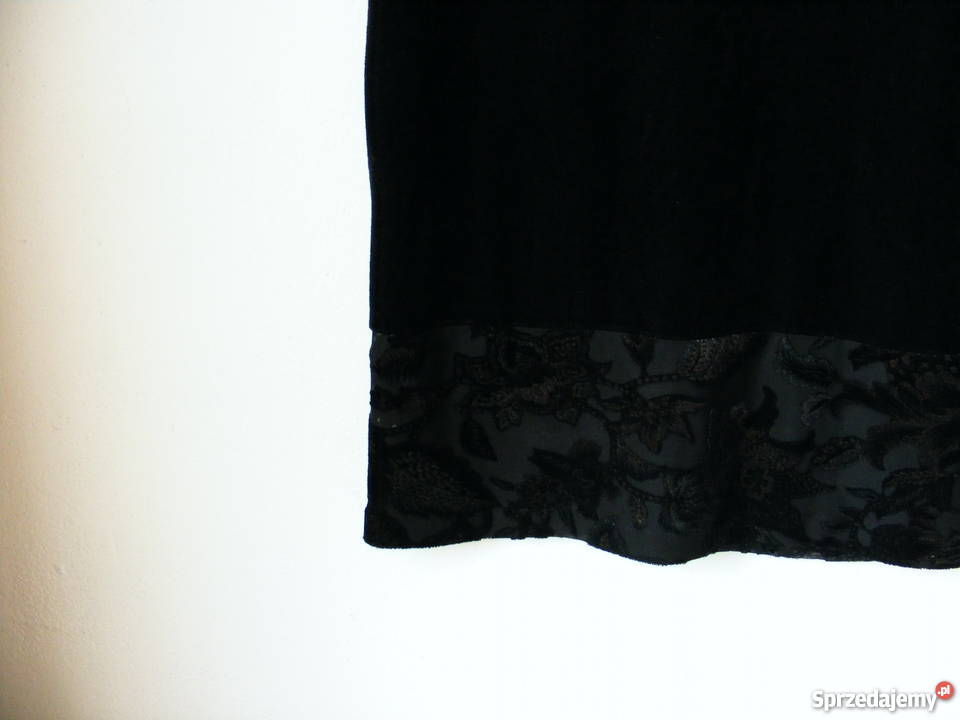 Sukienka czarna pluszowa Nicowa rozmiar ML Rozmiar 38(M) dolnośląskie Oborniki Śląskie