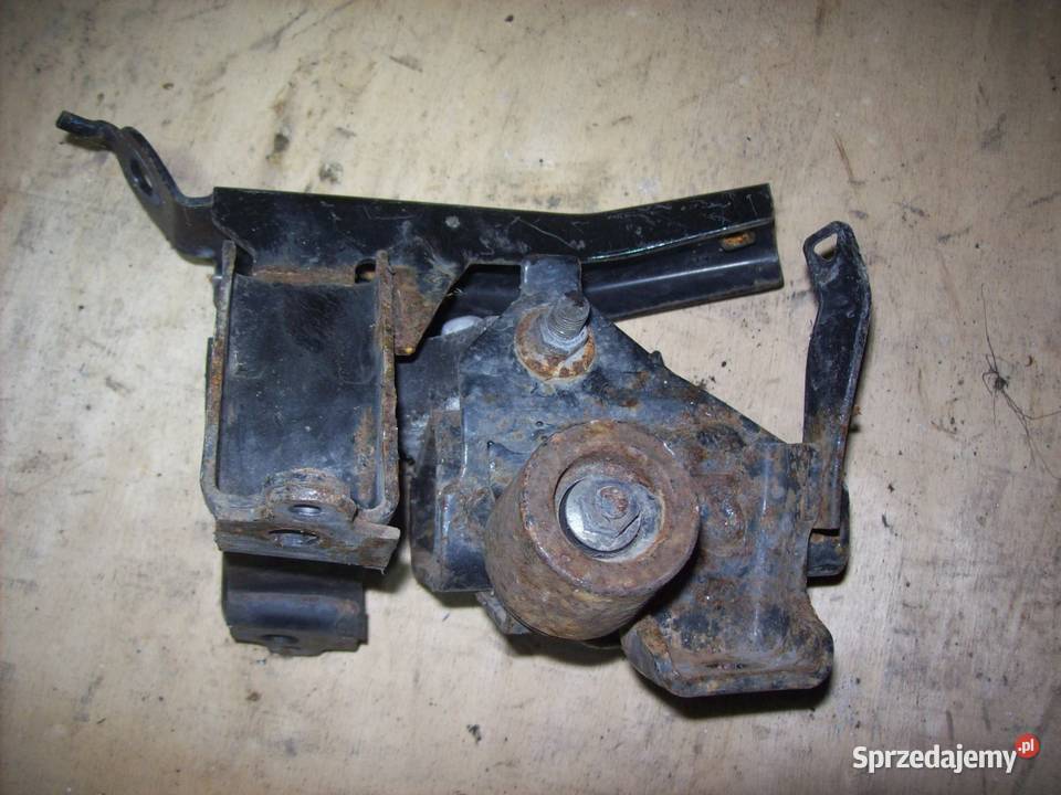 Yaris II 10 VVTI Poduszka lapa skrzyni biegow osobowe