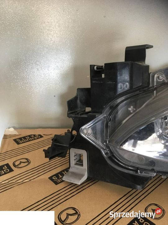 MAZDA 3 2014 REFLEKTOR ZWYKŁY LEWY lampy przednie Kozubszczyzna