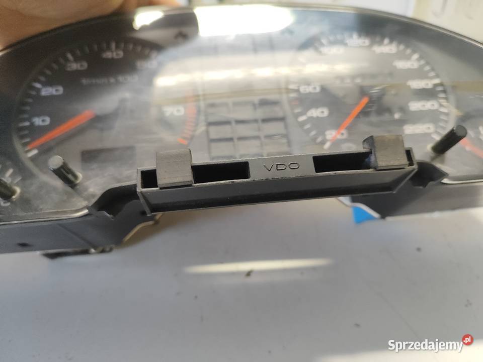 Licznik VDO Audi 80 16 ADA 288 łódzkie Lututów