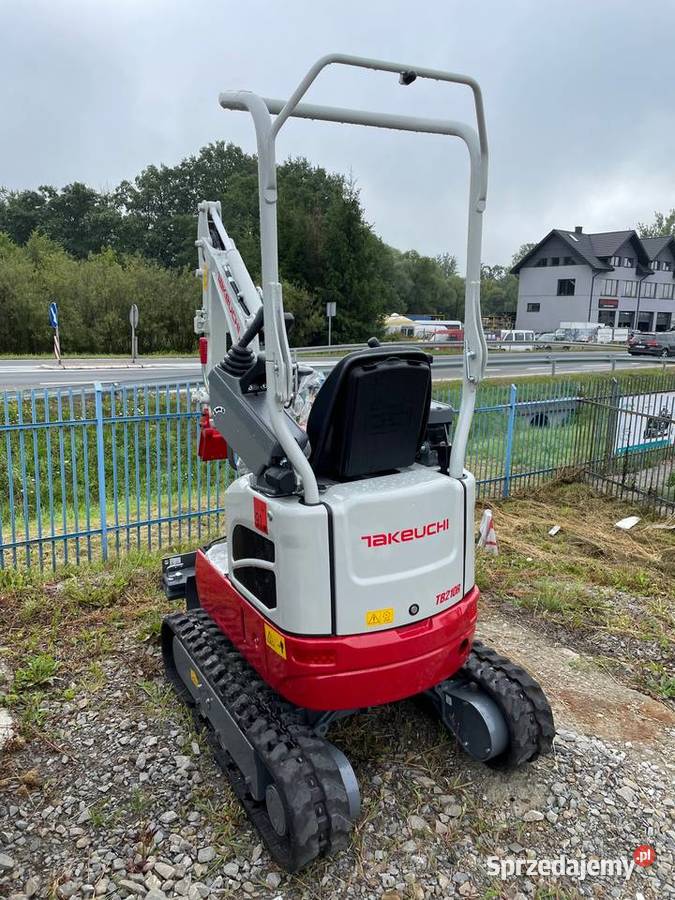 Nowa japońska mikro koparka Takeuchi TB210R Gorlice