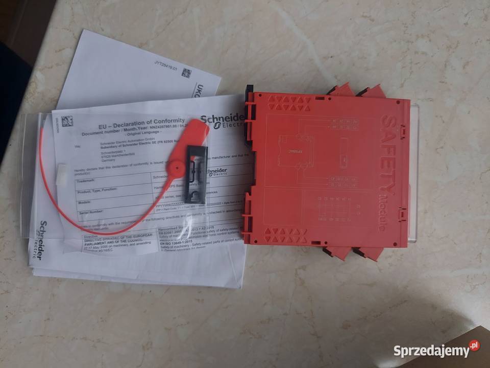 Przekaźnik bezpieczeństwa XPSBAC34AC Nowy Sącz