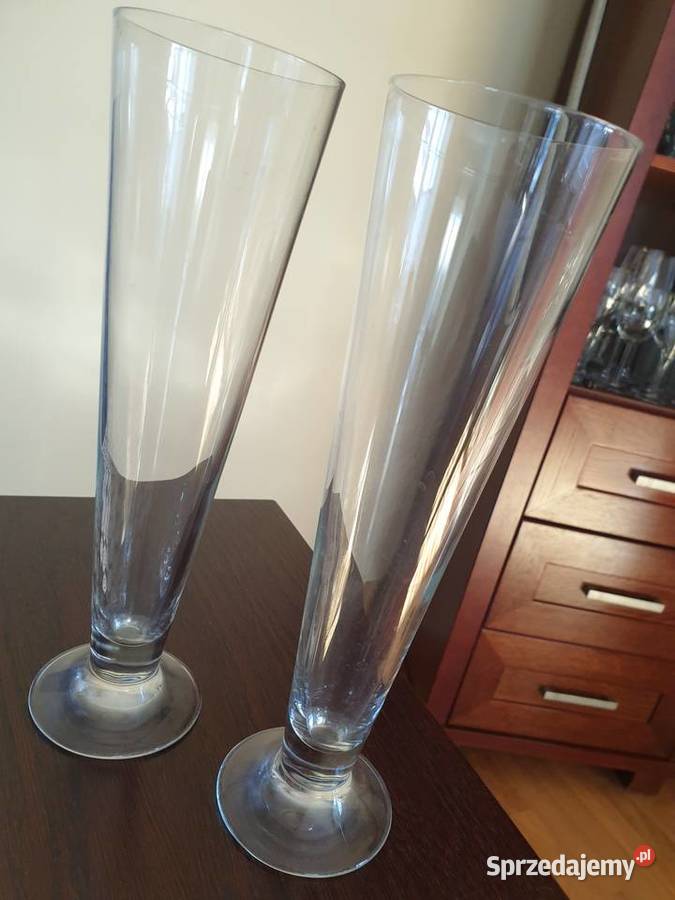 Dwa wysokie szklane kielichy 28 Radom
