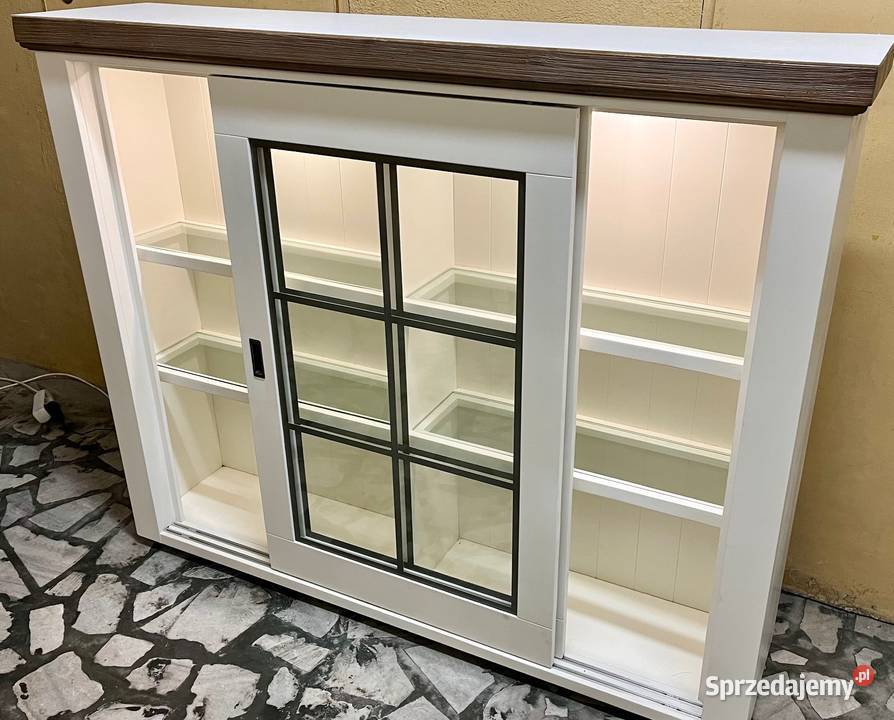 Nowoczesna witryna podświetlana w stylu Opole sprzedam