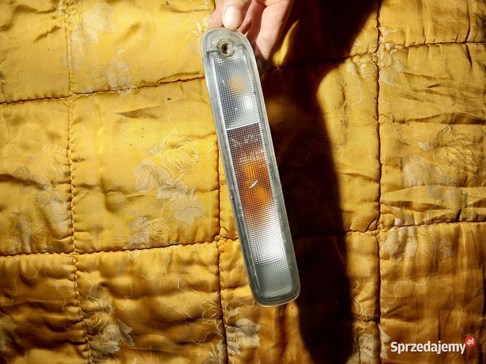 Migacz Mazda 323F sprzedam