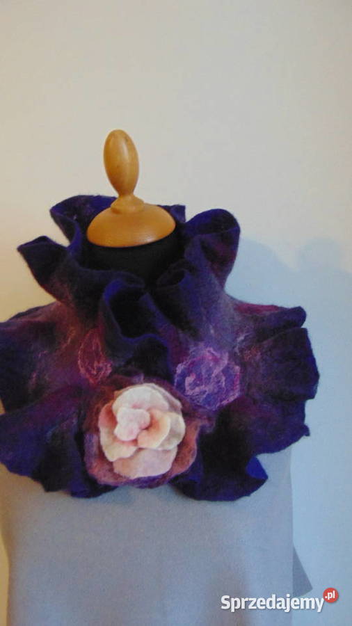 Szalik kryza otulacz na szyję broszka Lublin