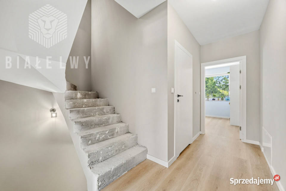 sprzedaży domu szeregowego 110m2 Grodzisk utwardzona