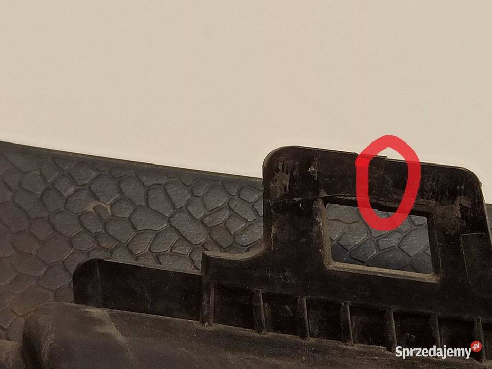 DACIA DUSTER ATRAPA GRILL 623102515R