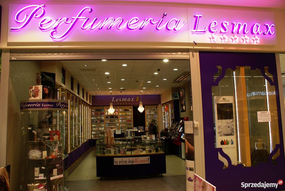 ELEGANCKĄ PERFUMERIĘ Z WYPOSAŻENIEM mazowieckie sprzedam