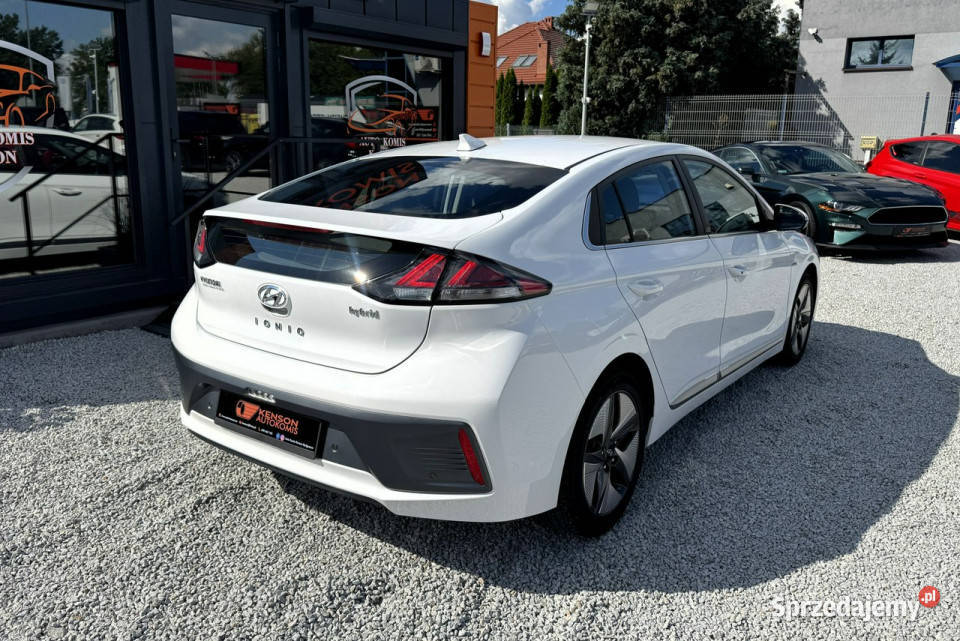 Hyundai IONIQ Kamera cofania Podgrzewane fotele aluminiowe felgi IONIQ Bydgoszcz