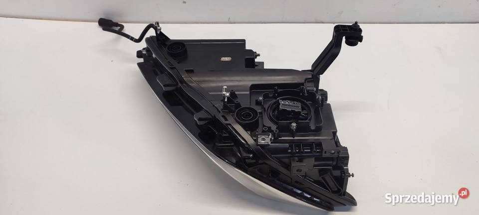 VW TIGUAN ALLSPACE SEAT TARRACO LAMPA PRAWA