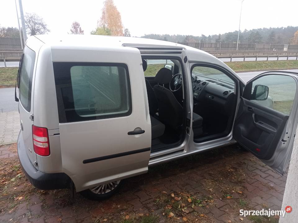 Sprzedam VW Caddy 2015 16D ciężarowy 5osobowy Piaseczno