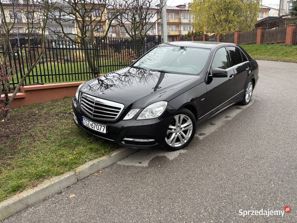 Mercedes w 212 2011r 22