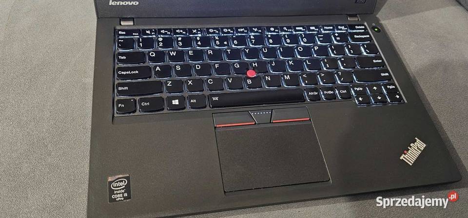 Lenovo Led HD HD5500 Win10pro 4GLTE Ram8 512SSD Dębica sprzedam