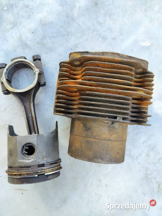 fiat 126p 600 cylinder tlok korba Blok silnika Kęty