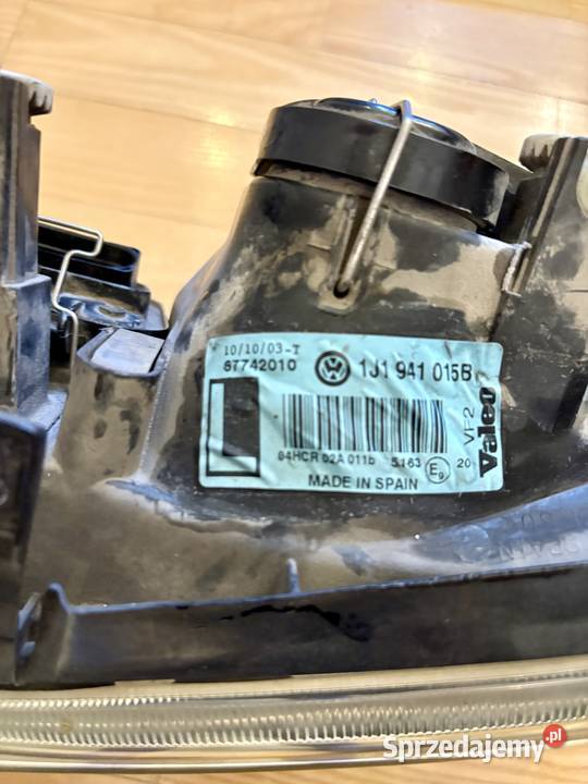 Lampy przednie golf 4 Valeo 105KM Warszawa