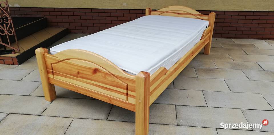 Kompletne łóżko z materacem stelażem 100 x 200 Sulbiny sprzedam