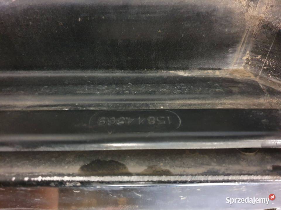 PAS PRZEDNI CADILLAC ESCALADE ESV Lipno