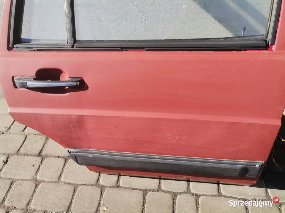 VW PASSAT B2 KOMBI DRZWI PRAWY TYŁ Nowy Sącz