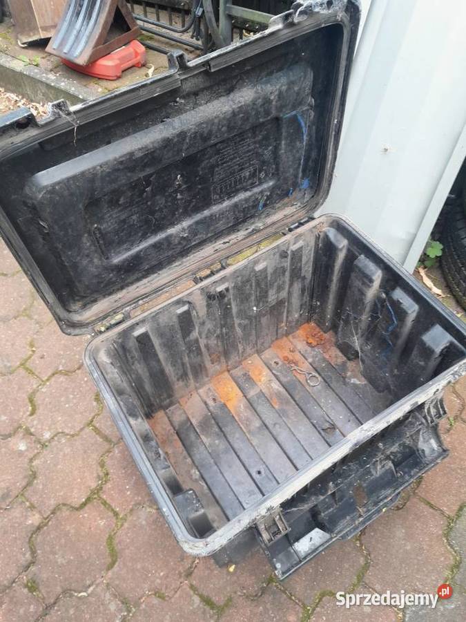 Skrzynia pojemnik sam9chodowy Szczecin