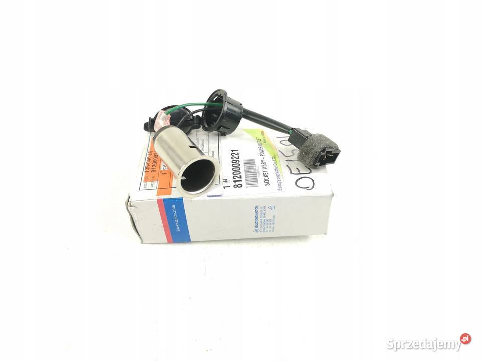 GNIAZDO WTYK 12V SSANGYONG ACTYON 0512 ORYGINAŁ