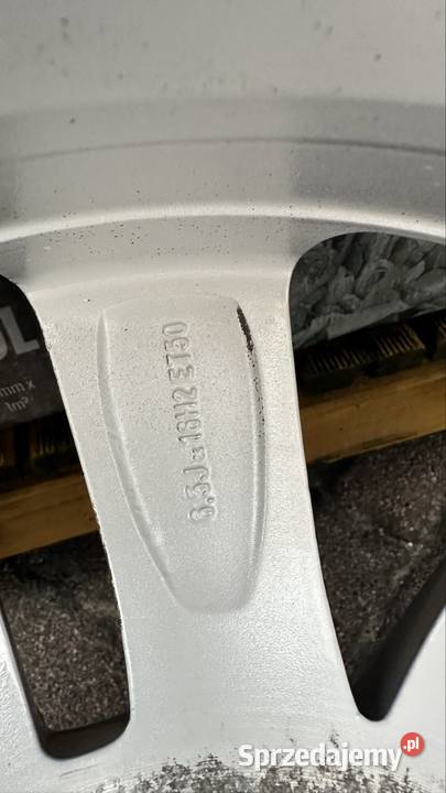 Felgi Oryginalne VW Caddy z oponami 20555R16