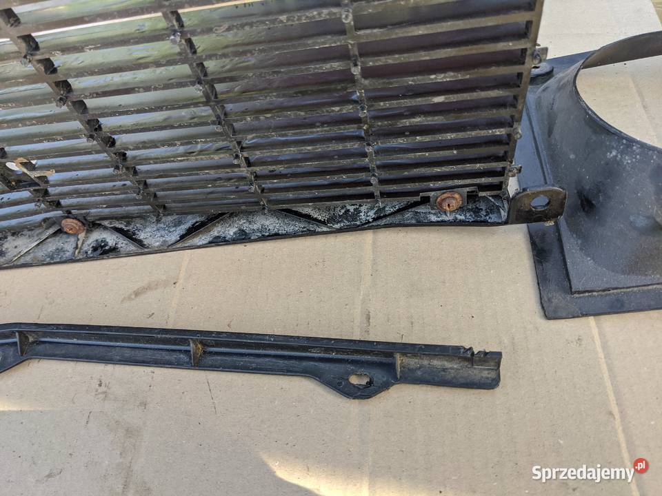 Fiat 125p Grill kratka listwa okulary listwy Atrapy Stalowa Wola