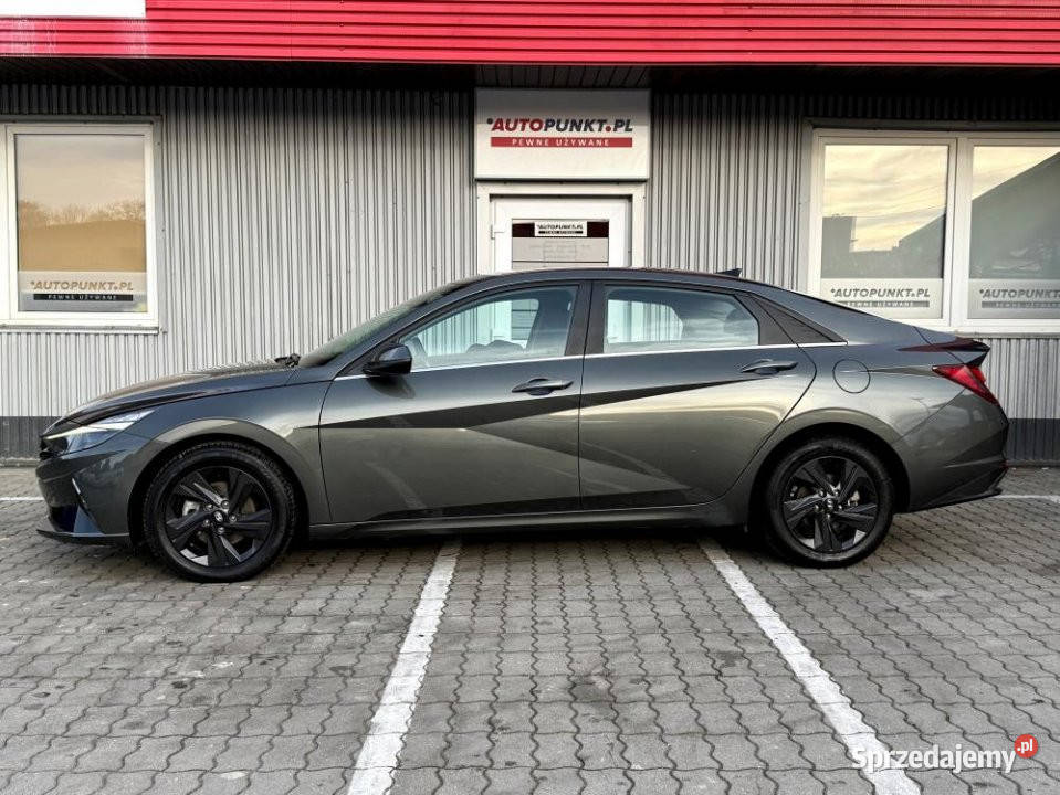 HYUNDAI Elantra 2021r Salon Fvat 23 Bezwypadkowy benzyna sprzedam