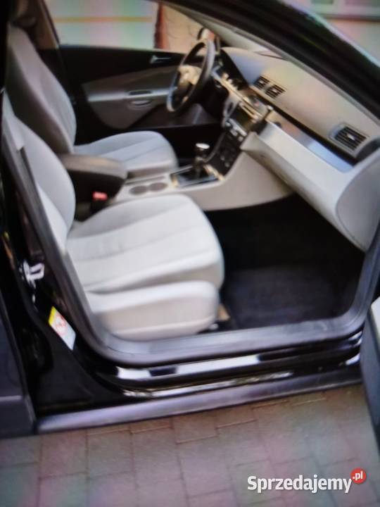 Volkswagen Passat B6 20 TDI czarny Abramów