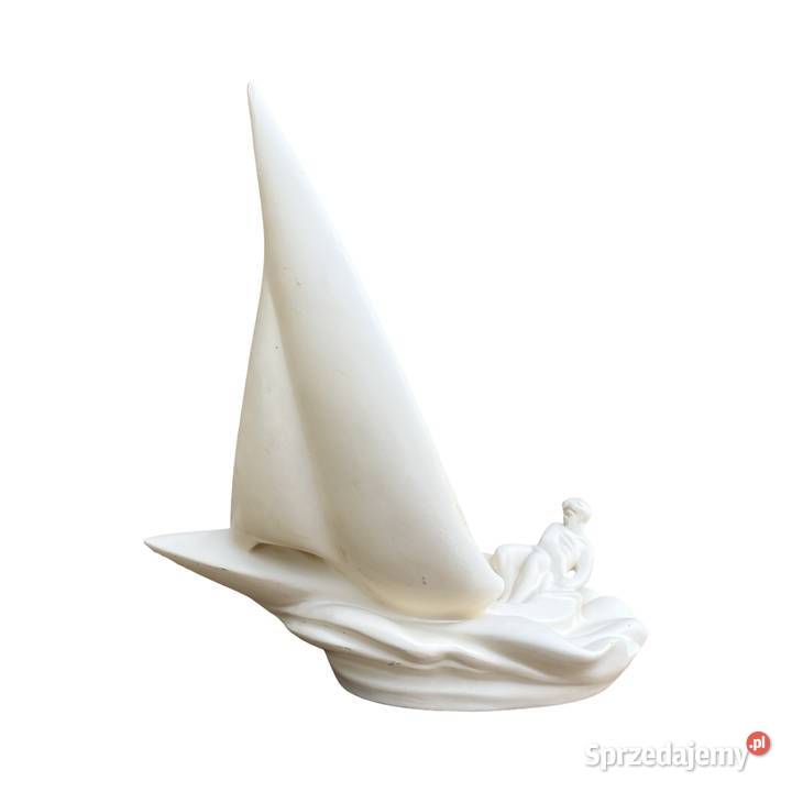 Figura Żeglarz na łódce Jihokera Bechyn Warszawa