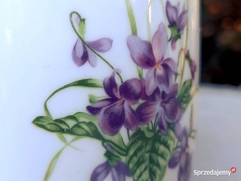 Wazon porcelanowy wycisk w masie Klenica