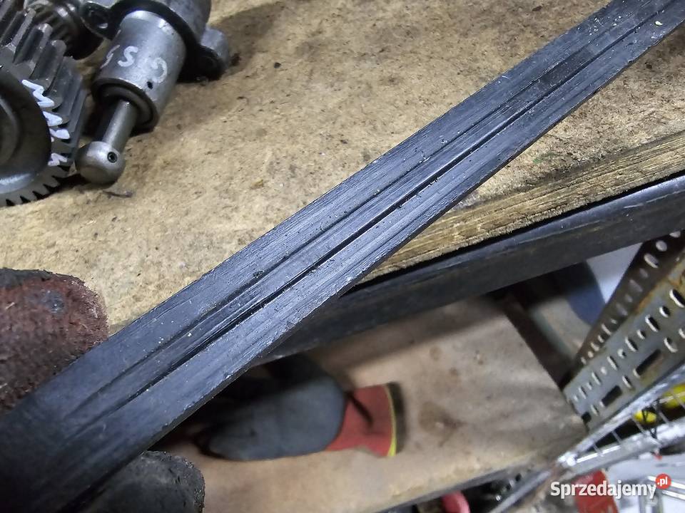 Suzuki GS 500 ślizg prowadnica łańcucha