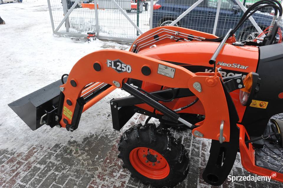 Kubota B2441 NeoStar 4x4 24 ładowacz czołowy TUR Tajęcina sprzedam