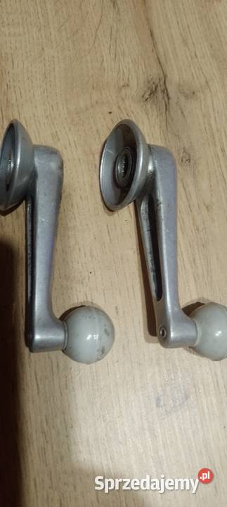 tylne lampy i korbki do szyb wartburg 311