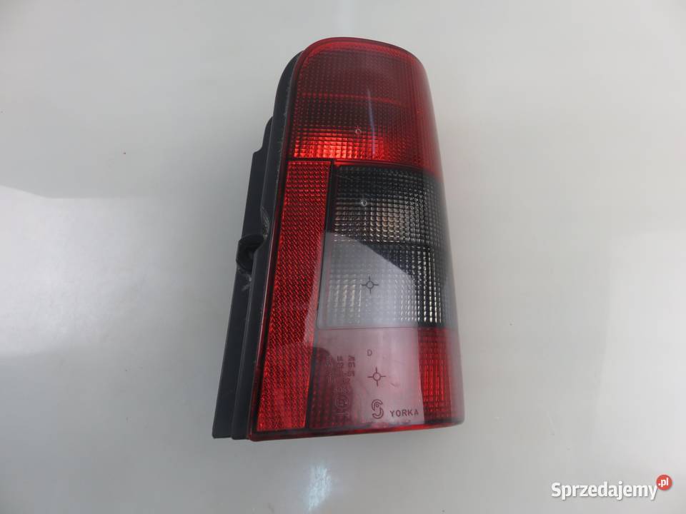 LAMPA PRAWA TYLNA PEUGEOT PARTNER I osobowe