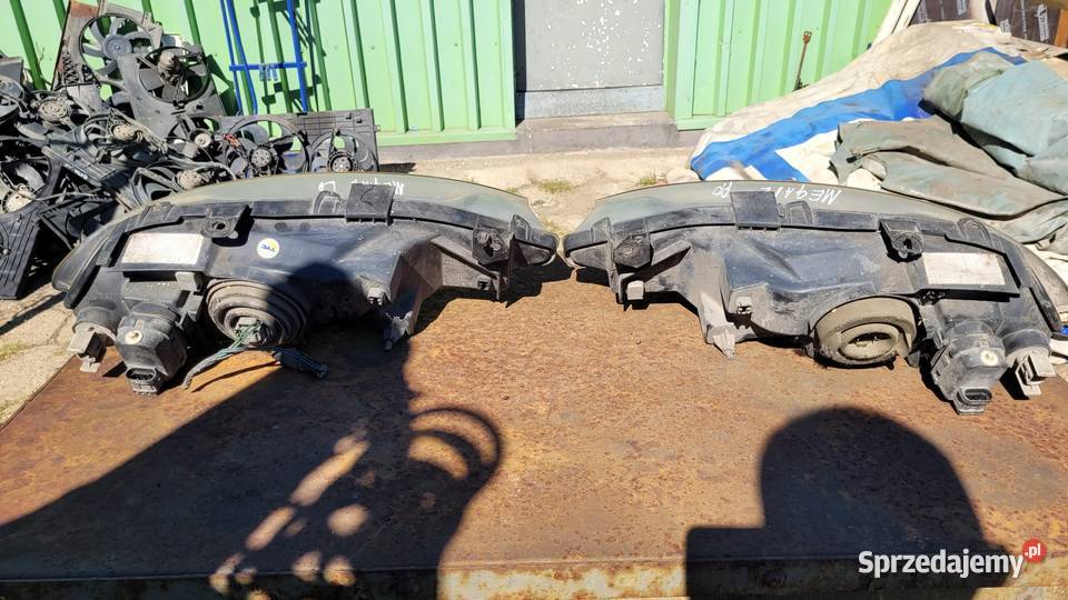 Lampy przednie Renault Megane 1 Oświetlenie Łagów