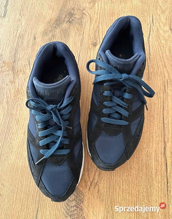 Buty męskie Nike Venture Runner CK2944400 Września