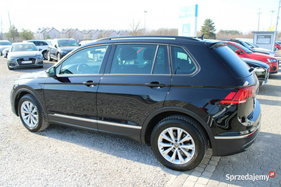 Volkswagen Tiguan LIFE DSG Salon Polska netto 81 tempomat Warszawa