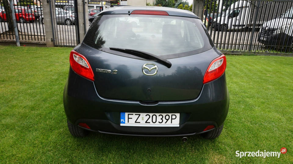 Mazda 2 zarejestrowany ubezpieczony Gwarancja II wspomaganie kierownicy 2 Zielona Góra sprzedam