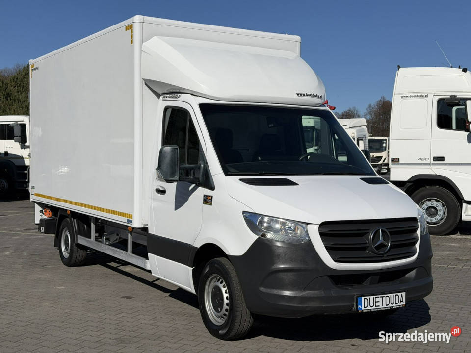 Mercedes Sprinter 319 30 V6 Kontener 8Palet