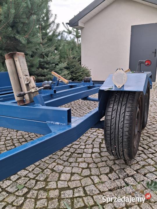 przyczepa podłodziowa dwuosiowa Strzegom