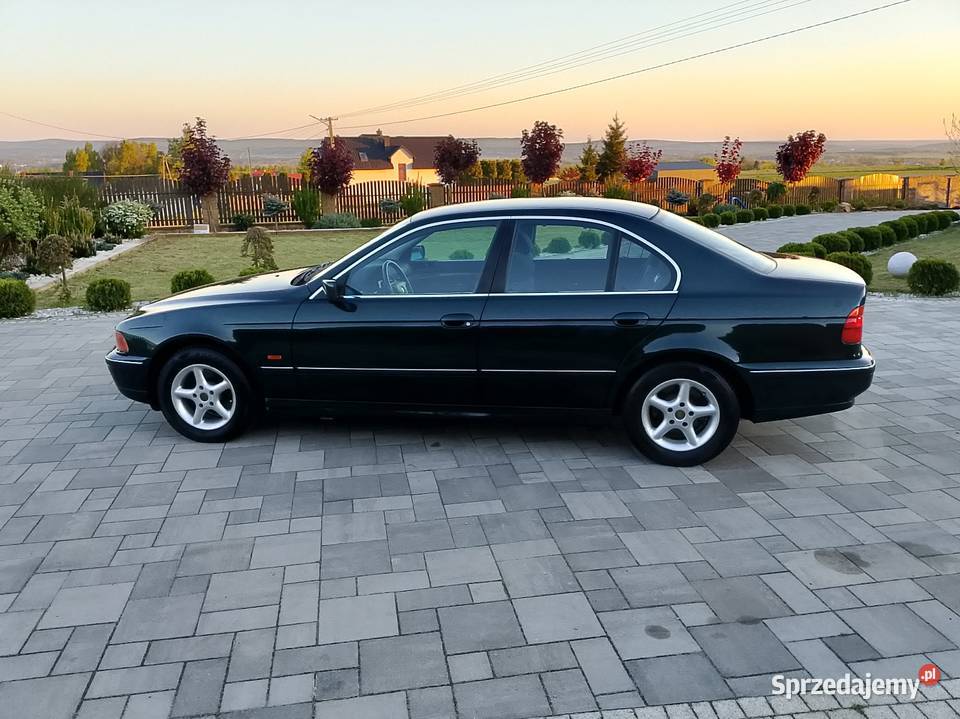 BMW E39 sedan benzyna 6cylindrow Bieliny