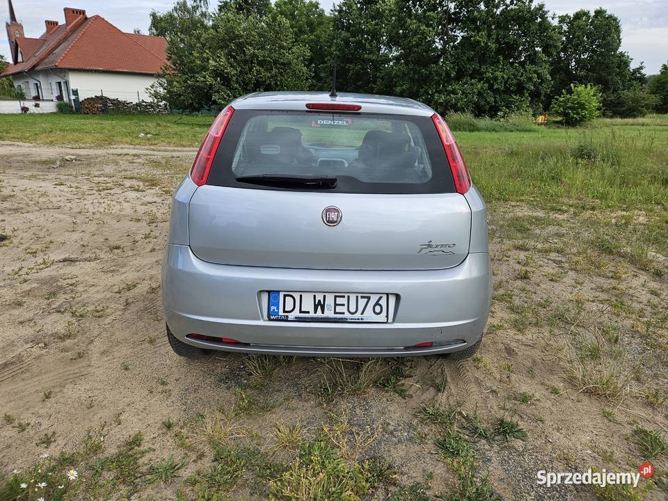FIAT GRANDE PUNTO 14 BENZYNA 2008 9 300 manualna Bolesławiec sprzedam