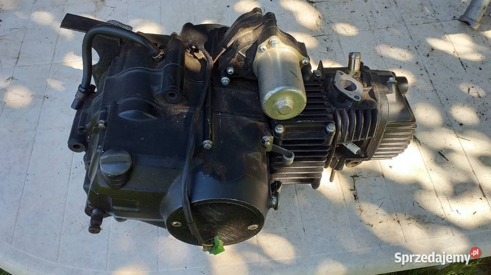 Silnik 4T 130ccm ciecz sprawny Części i akcesoria motocyklowe Lidzbark Warmiński