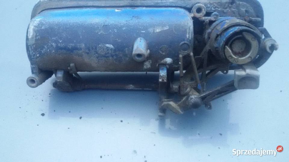 Klamka tylnej klapy VW GOLF 3 KOMBI Rok produkcji 1993 Elbląg