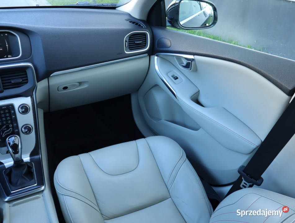 Volvo V40 20 D3 Łódź