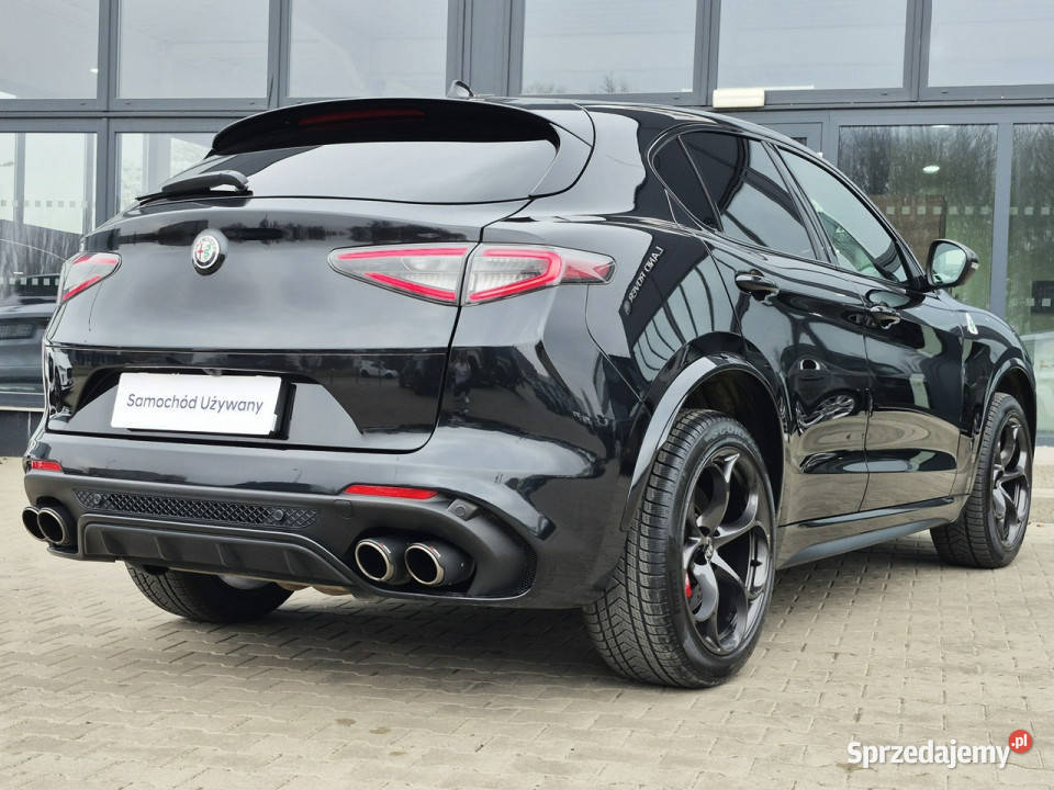 Alfa Romeo Stelvio Alfa Romeo Stelvio wielofunkcyjna kierownica Stelvio Łódź