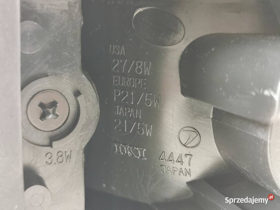 LAMPA PRAWY TYŁ SUBARU JUSTY I 19841995 NOWA sprzedam