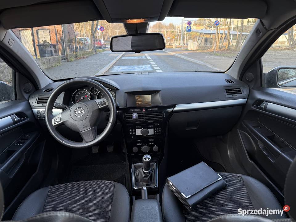 Opel Astra h 18 Cosmo bixenon Bezwypadkowy Rydułtowy