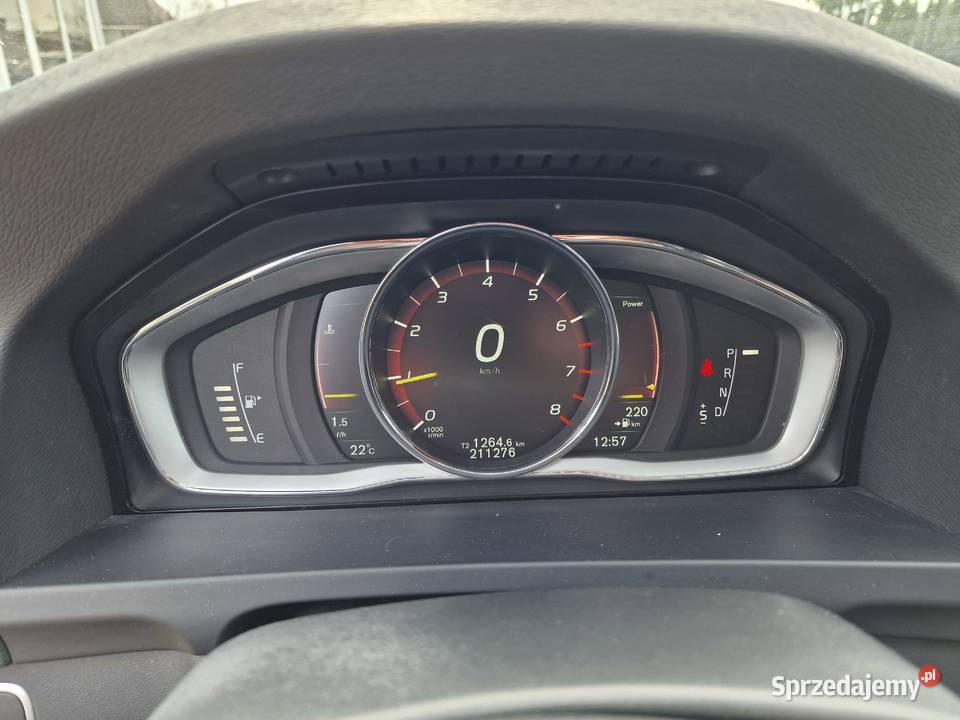 VOLVO V60 T4 SUMMUM 20 Benzyna 190 Zadbany niebieski Lipówki sprzedam